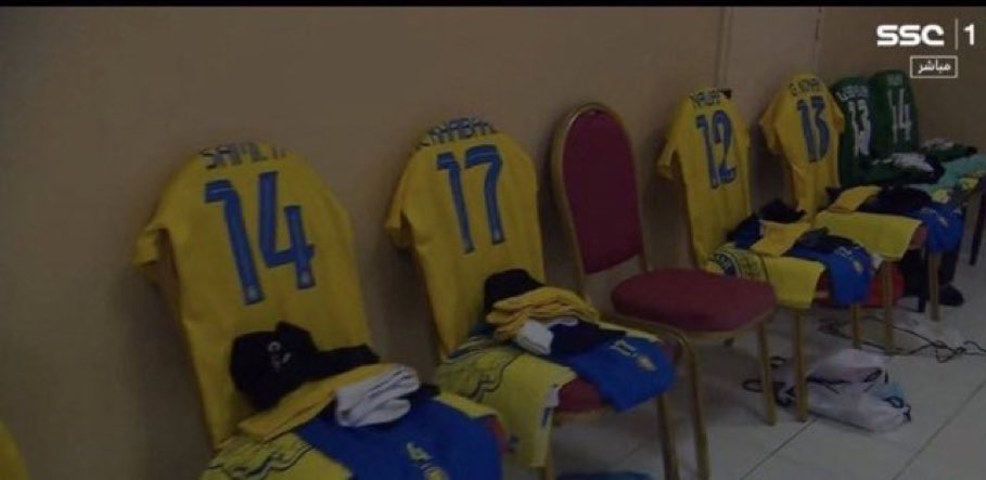 Out Of Context Football tweet media