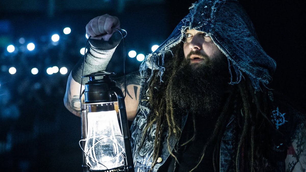 WrestleFeatures's tweet photo. We can expect a "hard night tonight", as "the lantern will be shut off forever" 😔😔😔

(BWE) https://t.co/0OCMuyb0lS