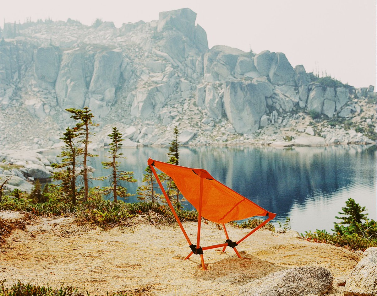 JoseePearlson's tweet photo. Smokey weekend in the mountains on medium format film 🎞️ https://t.co/xaTX7jCIJp