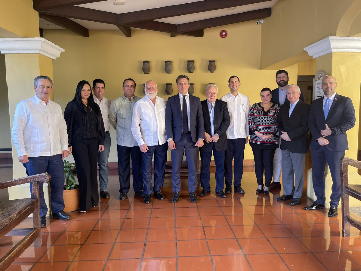ADDUSA_BC's tweet photo. Working breakfast with the Minister of Commerce, Manuel Tovar and member of the ADDUS-BC in Costa Rica. Thank you for your insights Min Tovar. See you at the High-Level Dialogue in DC next month. @comexcr @StateDept @MIC_RD @USChamber @LisaKubiske @AMCHAMDR @amchamec @SecBlinken https://t.co/yzjatwLsMV