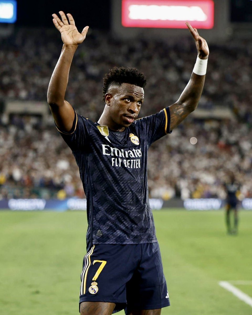 ‼️| Vini Jr 🇧🇷 est AIMÉ PARTOUT en Espagne, et ENCORE PLUS en dehors. C’est LUI la vraie « SUPERSTAR » du Real Madrid. <a href="/Marca/">MARCA</a> #RealMadrid ✅⭐️