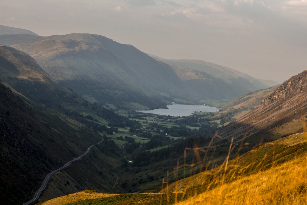 Cmdr_Zer0axis's tweet image. A few shots from my trip up to the 'Mach Loop' last week over in #Snowdonia, North Wales. A relatively quiet day, only saw one Typhoon fly through whilst there, but the views certainly made up for it! #Machloop #CadWest #Northwales #typhoon #Jet