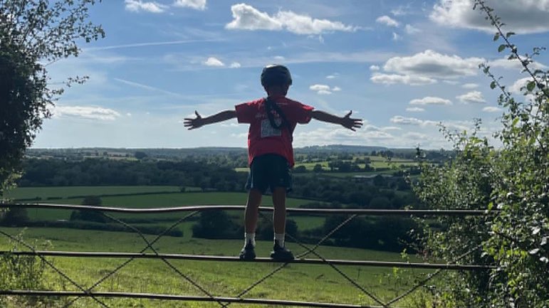 SFC_Foundation's tweet photo. Charlie’s closing in on St Mary’s 🚴

Ahead of the final stretch of his 85 mile challenge, here’s a message from the man who inspired him to take it on – Sam McQueen 😇 https://t.co/TFcqJjnyxt