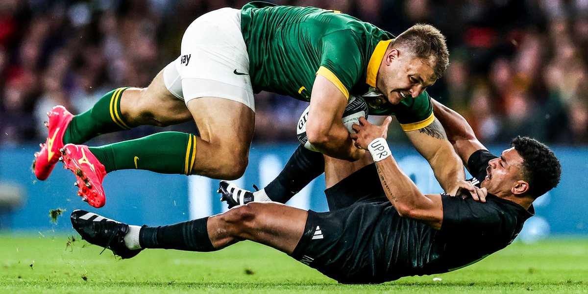 Springboks's tweet photo. A memorable night at Twickenham, always special against the @AllBlacks 🤩
📸 Gallo / Getty Images
#StrongerTogether #RSAvNZL #Springboks https://t.co/XMMY1a6CRQ