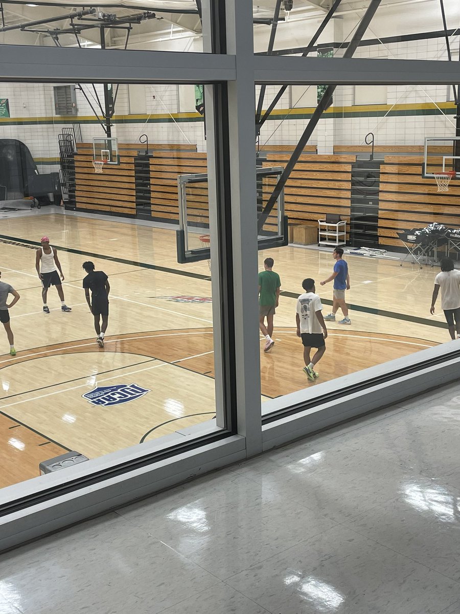 John Wood Men’s Basketball tweet media