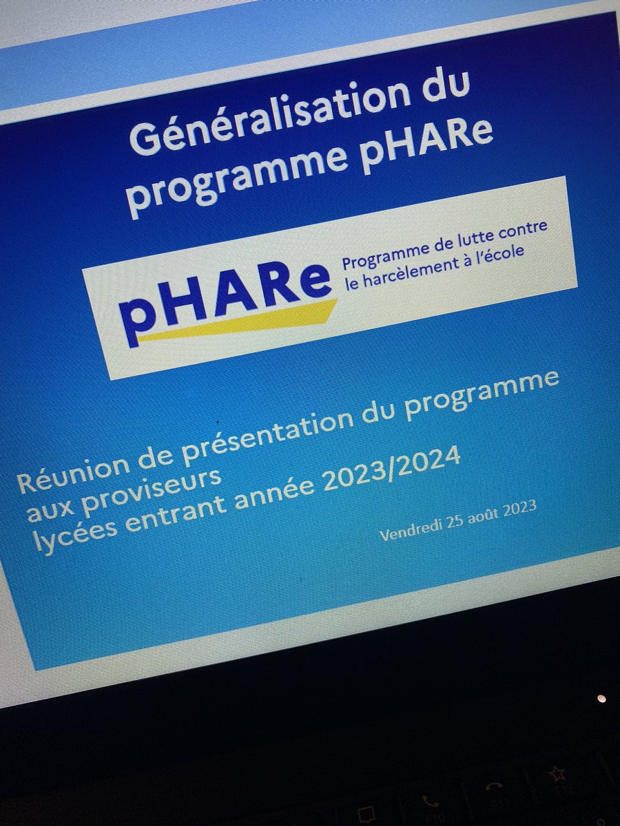 Réunion ce jour avec les proviseurs de l’<a href="/ac_normandie/">Académie de Normandie</a> pour le déploiement du programme #pHARe à la rentrée 2023 dans tous les lycées: c’est parti!
Un engagement de tous pour lutter contre le harcèlement scolaire= l’affaire de tous!