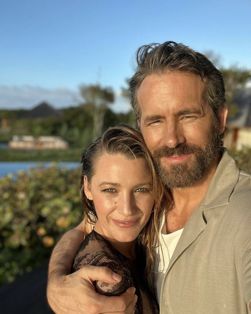 deadpoetstan's tweet photo. il post di compleanno di Ryan reynolds per Blake lively😭😭😭😭

una delle coppie più belle di Hollywood ❤️‍🩹❤️‍🩹

O COSÌ O NIENTE https://t.co/NKiEAnhyjH