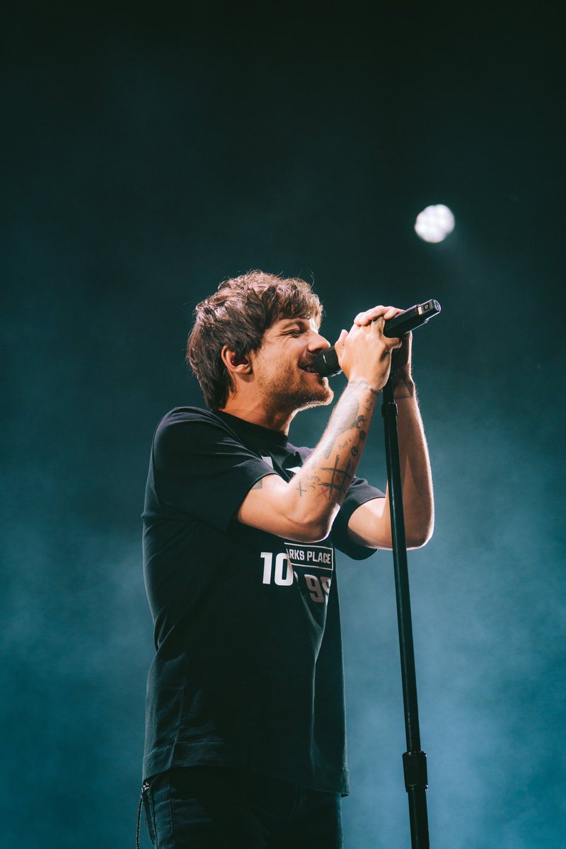 rajnberry's tweet photo. As únicas pessoas que poderiam substituir o liam payne no the town:

E SÓ MINHA OPINIÃO IMPORTA! https://t.co/FlSF2oYfJN