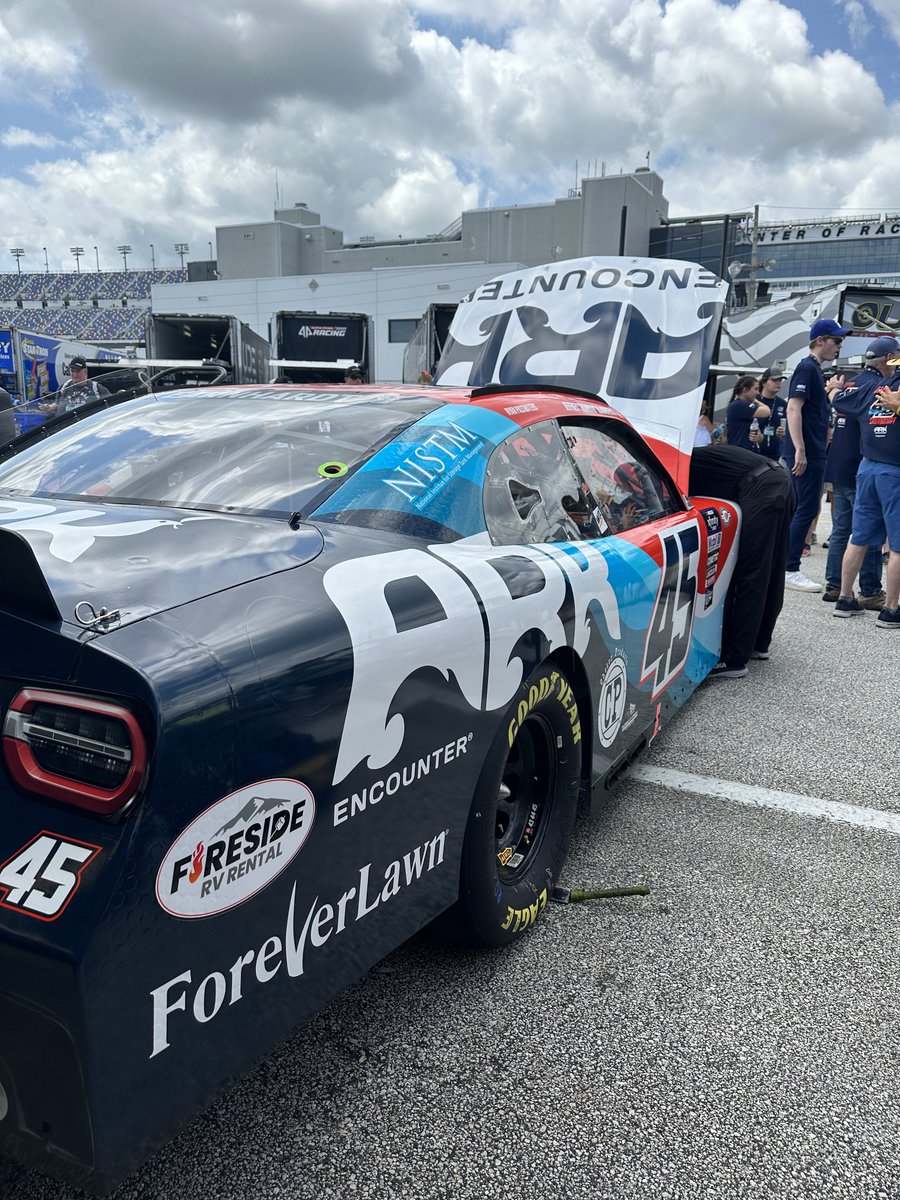 TeamAlphaPrime's tweet photo. Rolling out for qualifying!

#Wawa250 | @TeamAAGI | @ADS__Inc | @ArkEncounter https://t.co/Wxoz5rismf