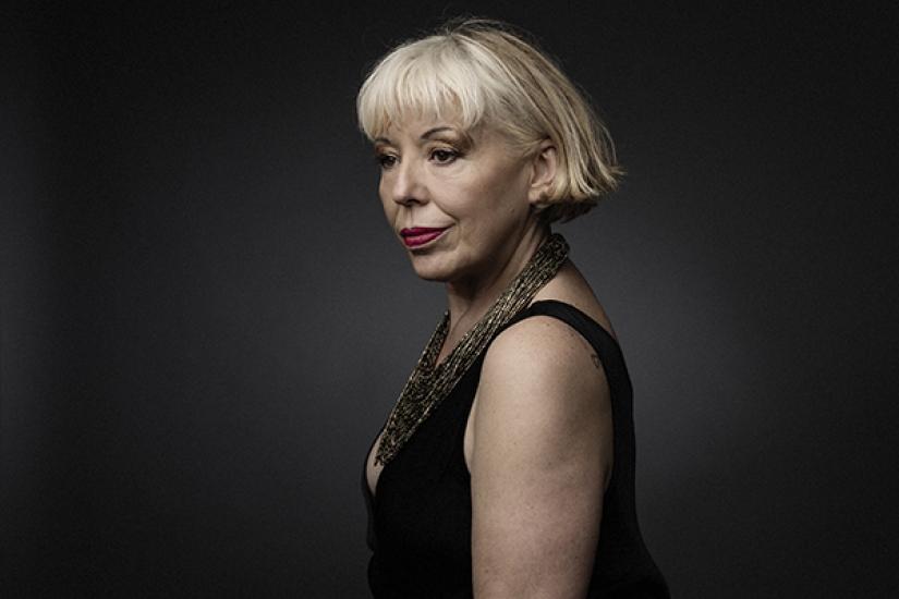 In 2014 @barbjungr released Hard Rain, a collection of the political songs of Bob Dylan and Leonard Cohen. She returns to @CrazyCoqs on 1st September to perform this landmark collection for the first time in years alongside her musical collaborator Simon Wallace.