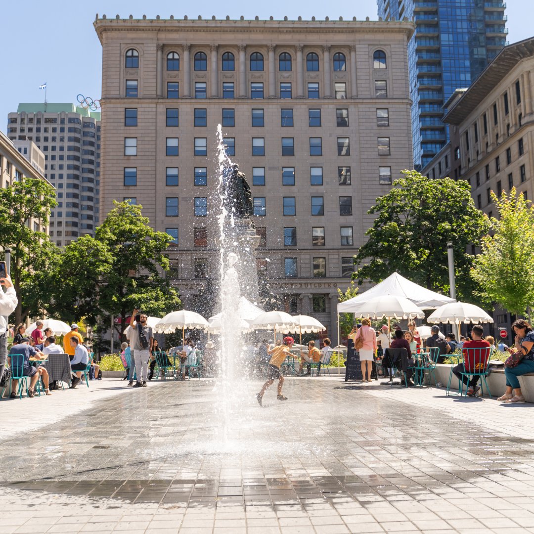 Montréal centre-ville (@mcv_montreal) on Twitter photo Ce midi a eu lieu notre dernier concert au square Phillips. Merci au <a href="/QDS_MTL/">Quartier des spectacles</a> pour cette belle collaboration!☀️
MAIS, la saison n'est pas tout à fait terminée... Il se pourrait bien que quelques musiciens de <a href="/LeMetropolitain/">Orchestre Métropolitain de Montréal</a> jouent le 7 septembre quelque part au centre-ville.. Ce midi a eu lieu notre dernier concert au square Phillips. Merci au <a href="/QDS_MTL/">Quartier des spectacles</a> pour cette belle collaboration!☀️
MAIS, la saison n'est pas tout à fait terminée... Il se pourrait bien que quelques musiciens de <a href="/LeMetropolitain/">Orchestre Métropolitain de Montréal</a> jouent le 7 septembre quelque part au centre-ville..