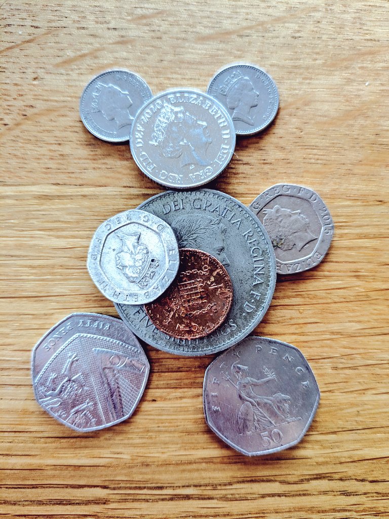 What's the best coin animal you can make?
Behold - a bear running while wearing 90's snow boots

#5ShillingCoinsAreValid
