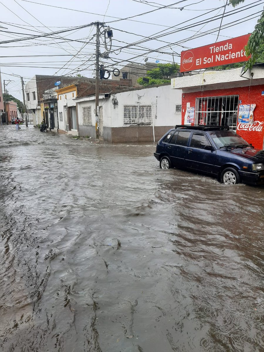 PoloDiazG's tweet photo. Cae agua en #LaSamaria este viernes https://t.co/JAdroYHilU