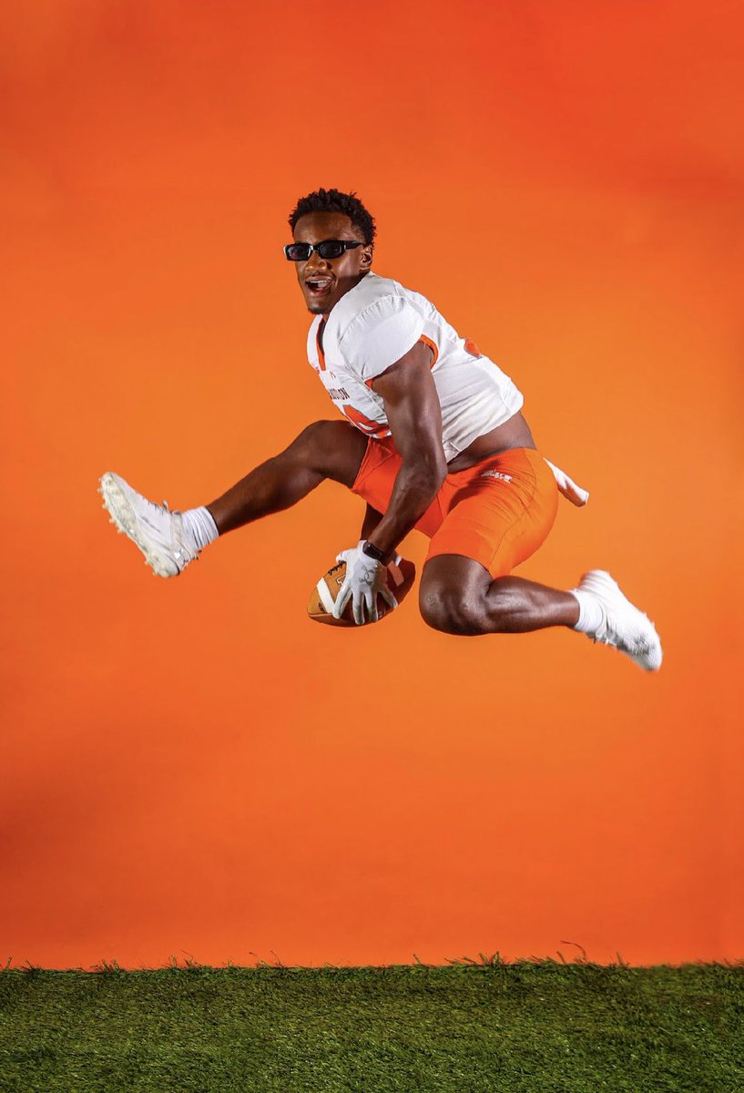 Charles Crawford III tweet media