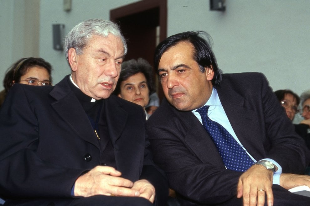 #LeolucaOrlando e l'anteprima del libro scritto con Constanze Reuscher “Enigma Palermo. La politica, la paura, il futuro. Storia di una città e del suo sindaco” che la Rizzoli consegnerà alle librerie il 26 settembre...
zerozeronews.it/enigma-palermo…