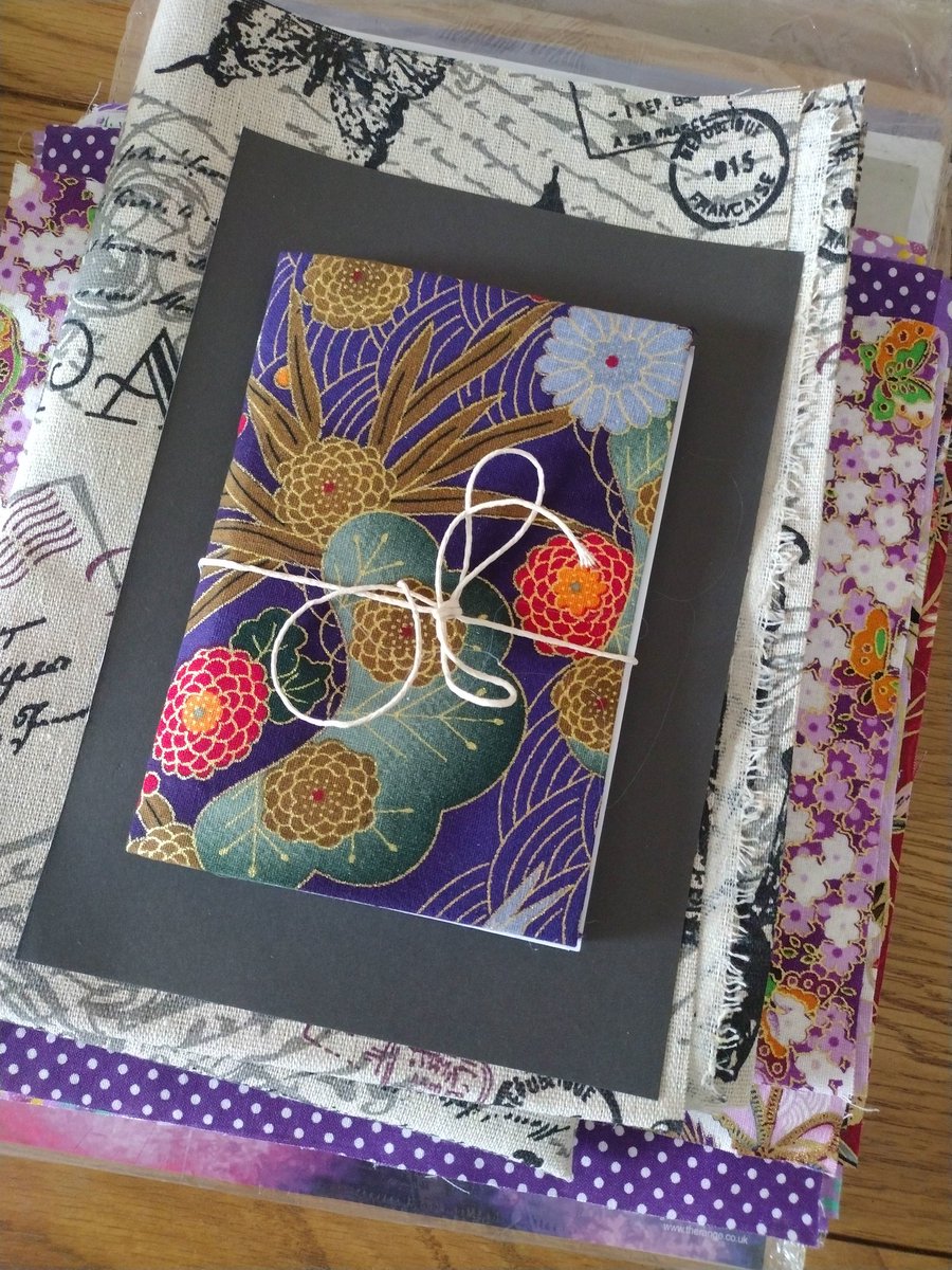 BronteBabeBooks's tweet photo. Handmade fabric notebooks with inside pocket and reusable cover now available 
#handmadegifts #Notebook https://t.co/Ea77rCKrcU