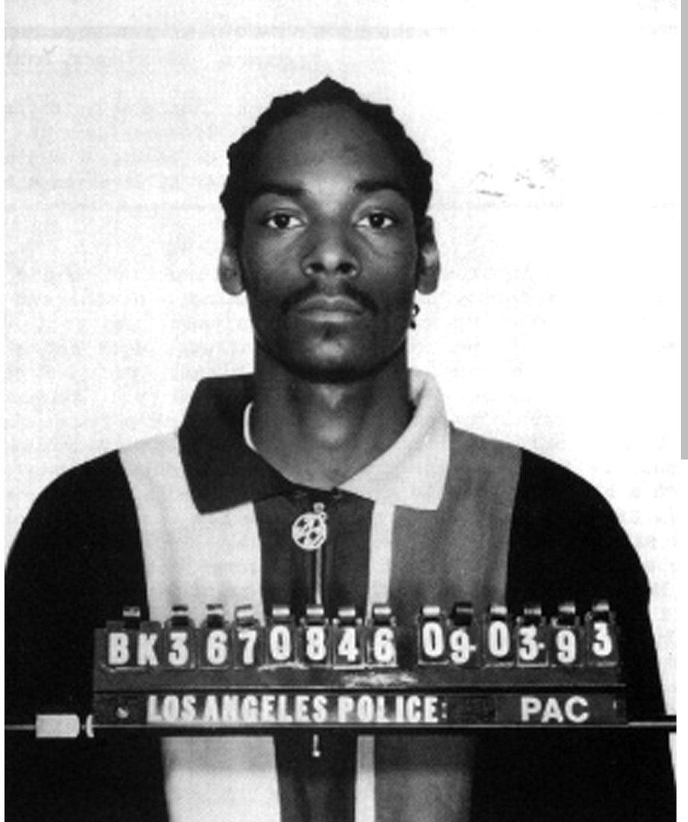 DogcThe's tweet photo. @HumansNoContext Snoop Dogg mugshot https://t.co/ypw5rpk7uA