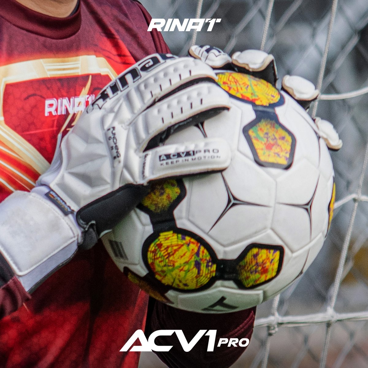Tus guantes ACV1 PRO son capaces de convertir el miedo en determinación, y los disparos en oportunidades de grandeza. ¿Ya tienes los tuyos? 🧤🥅⚽😎 #guantesdeportero #guantesdeporteros #guantesdeporteroboss #porterosdefutbol #porterosdefutbol #arquerosdefutbol #futbol