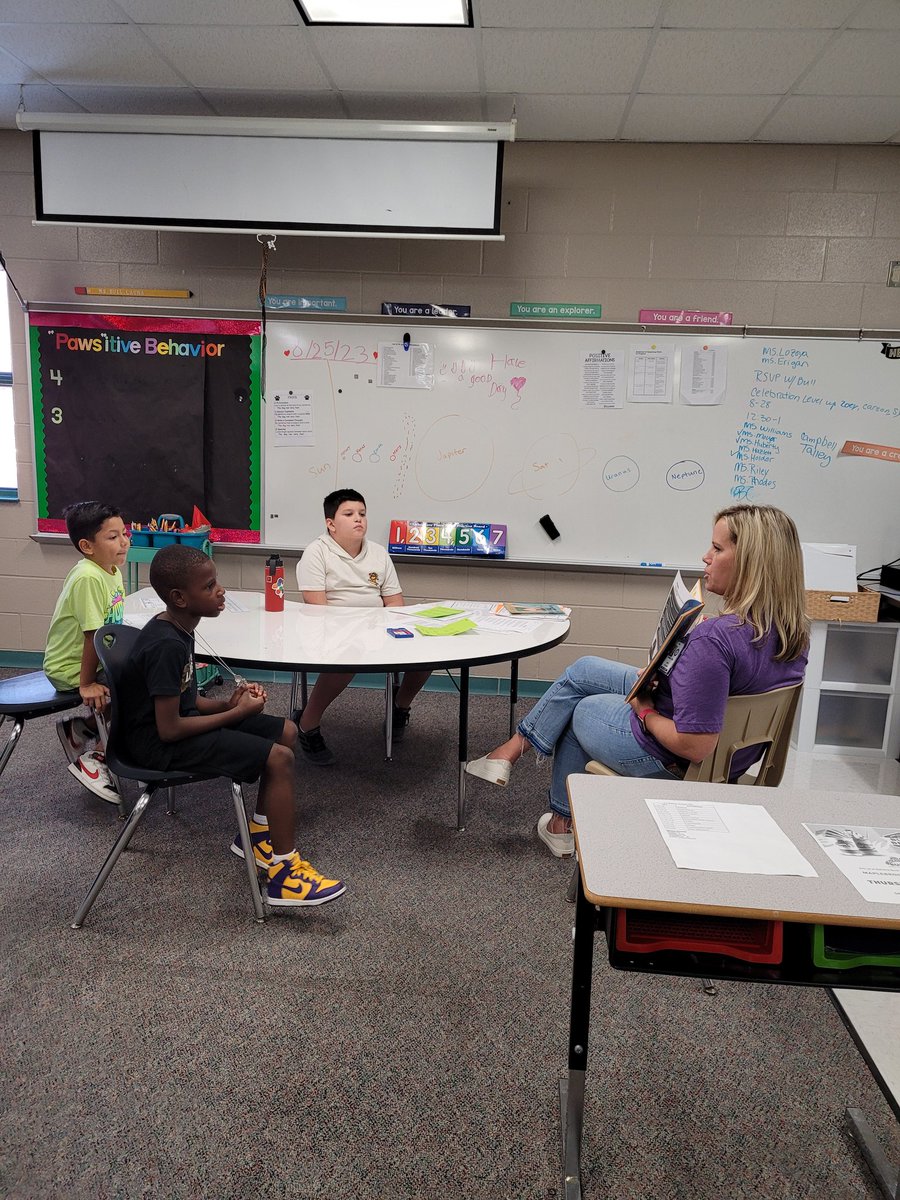 Laura Bull tweet media