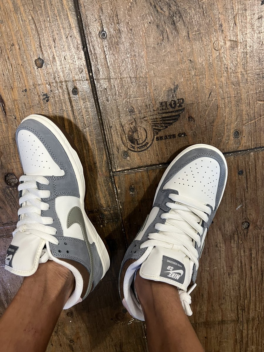 Sal_StiProject's tweet photo. 12/30 βarrived overnight from Japanβ #DunksOnDeck #challenge #nikesb #snkrsliveheatingup #dunkdude #nike @trudyspeaks https://t.co/ai4zr3E90j