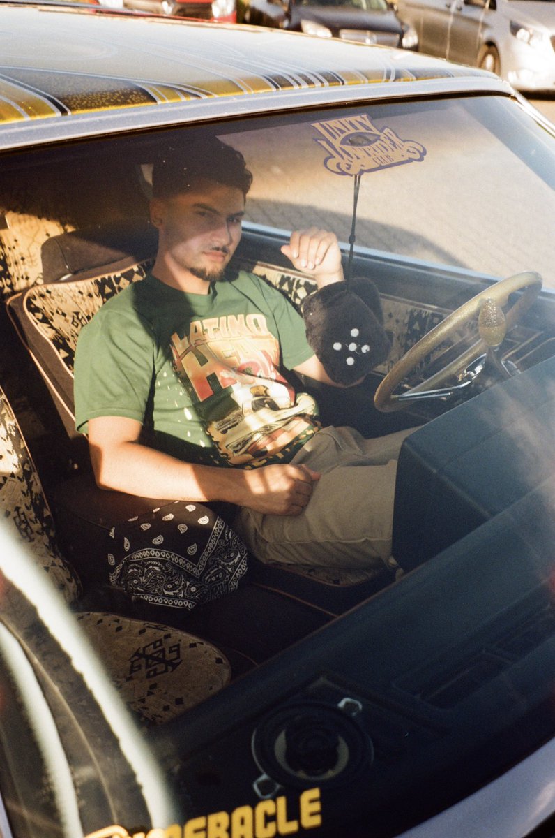 gouchedd's tweet photo. EDDIE GUERRERO LEGEND TEE OUT NOW! 🇲🇽 https://t.co/x3InQJ268l