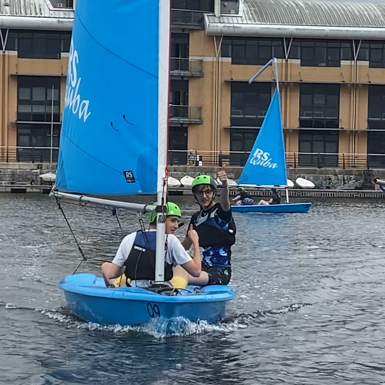 CMTWatersports's tweet image. Lots of opportunity to get #getafloat this #bankholiday weekend.