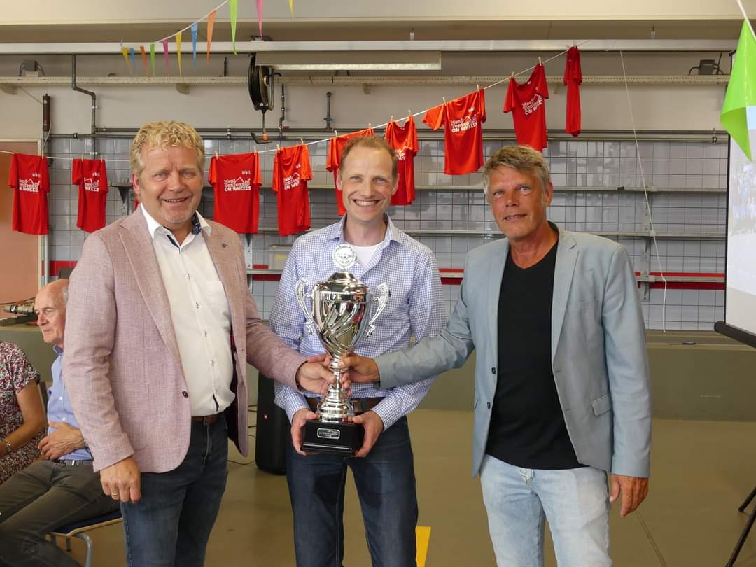 WillemKrooneman's tweet photo. Jan Willem Koopman weg bij @StichtingWiel .... Dubbele gevoelens: blij om wat hij betekende en gedaan heeft voor inwoners van @gem_Elburg en jammer dat hij gaat. Succes en vooral veel plezier in je nieuwe uitdaging! https://t.co/hQW20WGqcs