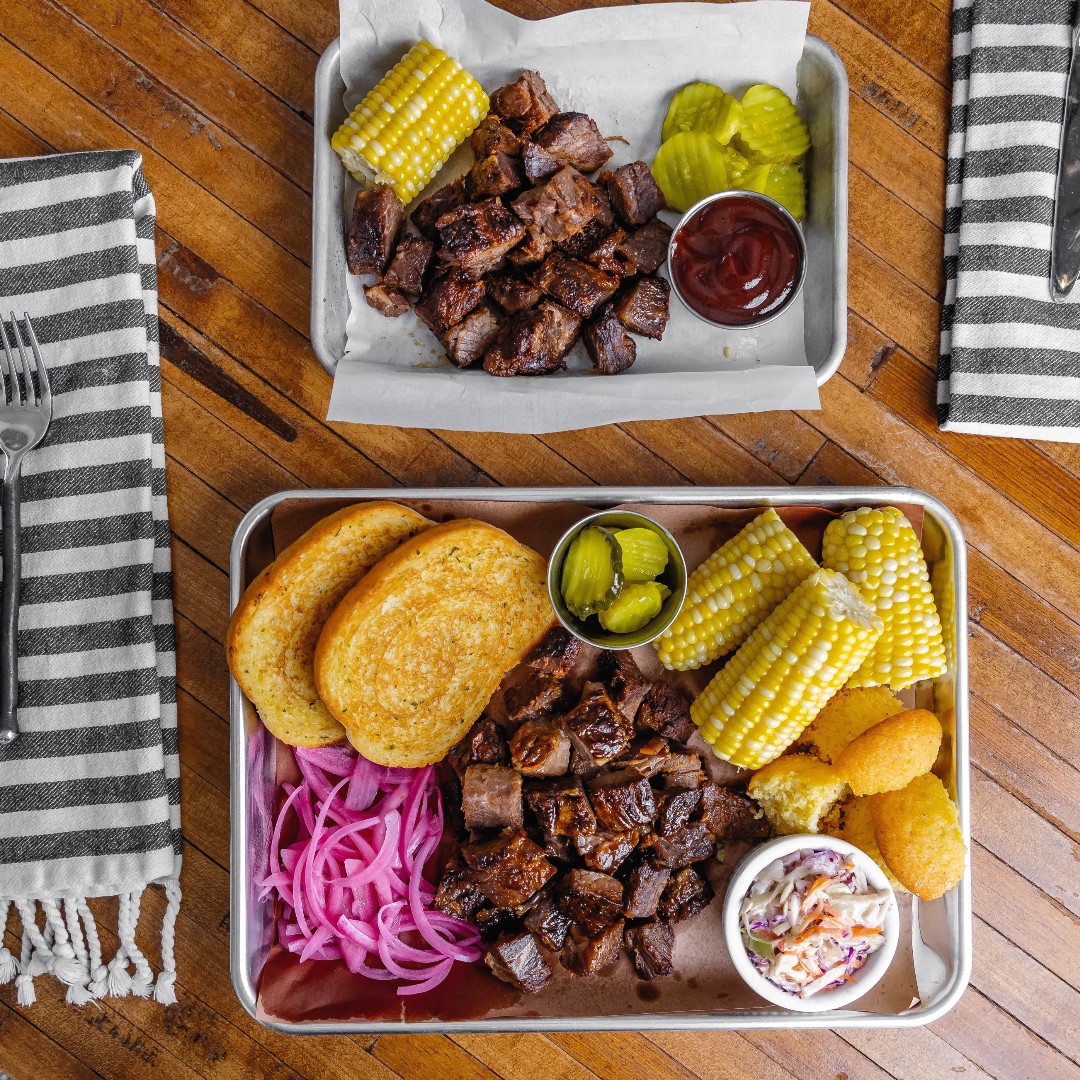 Happy Friday! ☀️ Who could go for some Burnt Ends right about now? 🥩🙌🔥  #beefbrisket #burntends #bbqseason  #hickorywoodsmoked