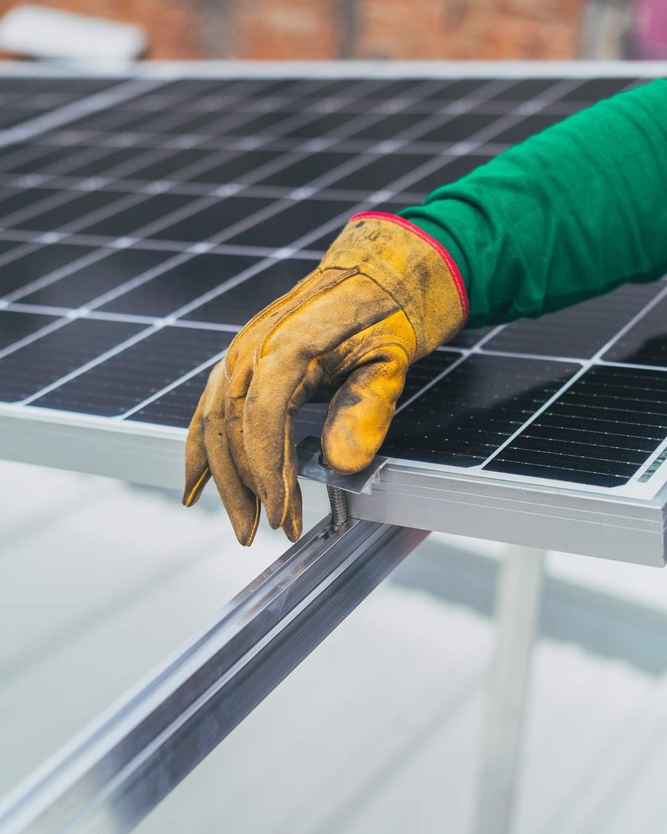 stream_wifi's tweet photo. No more blackouts, just green lights! Embrace the future of power with Stream Solutions' eco-friendly Power Backup systems. 🌱🔌 #GreenPower #SolarEnergy #kplc #kenya https://t.co/wAAuKHUaBT