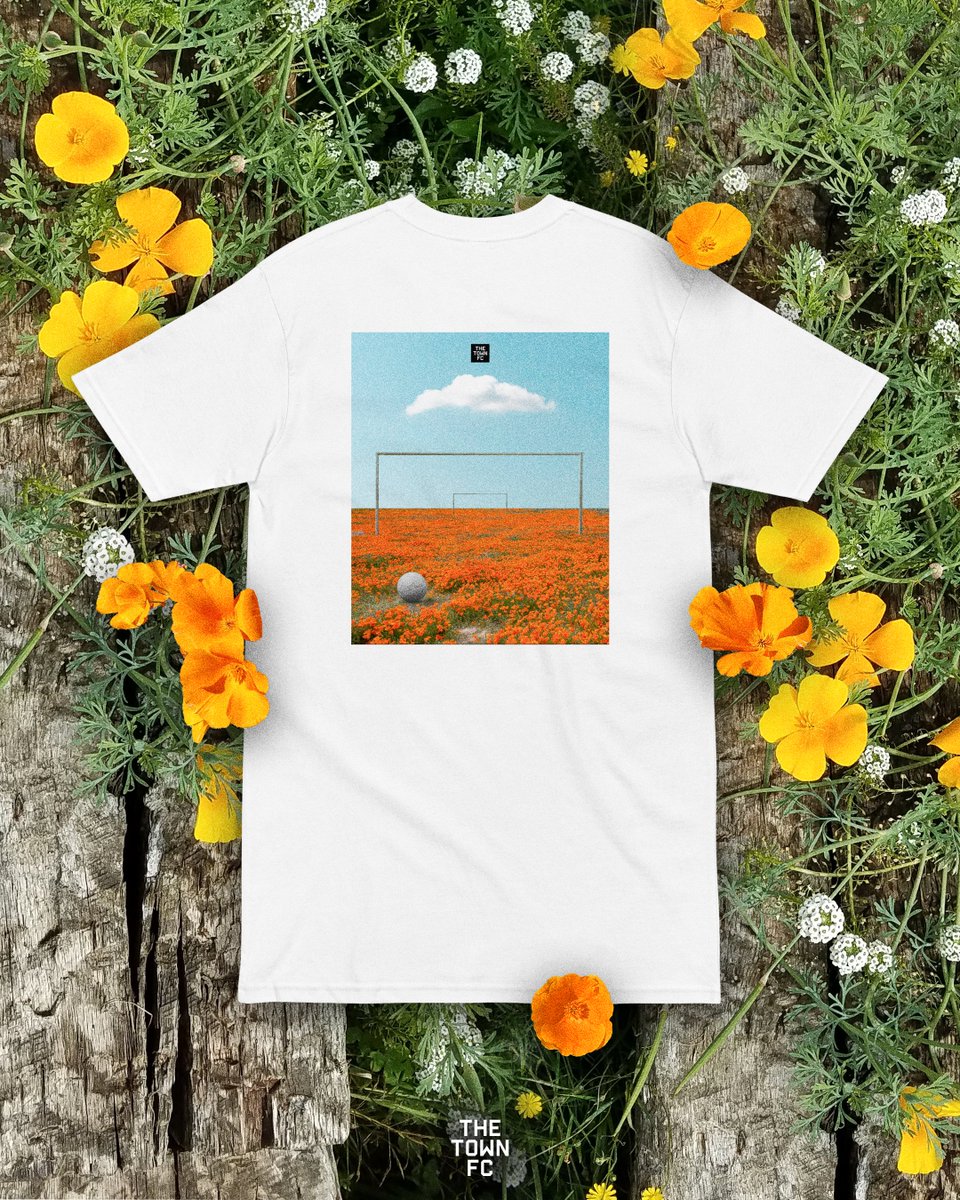 TheTown_FC's tweet photo. 🚨FRIDAY DROP!🚨 - Poppy Pitches Unisex Tee

Poppies are always a vibe, and a mainstay in the East Bay. Show your love for the beautiful game, and our state flower with this limited drop.

Grab Yours 🛍️ https://t.co/j5KbgSQtMI

#ForTheTown #FridayDrops https://t.co/0OShf4yOnY