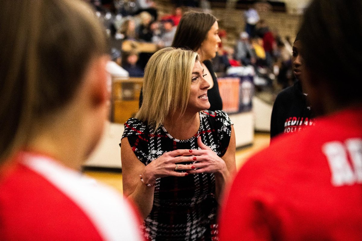 Southeast Missouri (1-0) opened the season with a 3-0 sweep of Evansville (0-1) in the first match of the SEMO Invitational Friday. The Redhawks won, 26-24, 26-24, 25-23. SEMO is back in action vs. Central Michigan at 7 p.m., CT tonight.
Story: shorturl.at/ejxL8
