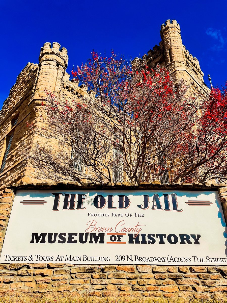 VisitEarlyTexas's tweet photo. Discover the #BrownCounty #Museum of #History!

Preserving the evidence of our #heritage &amp; #educating through exhibits &amp; interpretive programs. The main building houses displays  relevant to Brown County from prehistory to the present &amp; provides tours of the Brown County Jail. https://t.co/rjKnD2OvmM