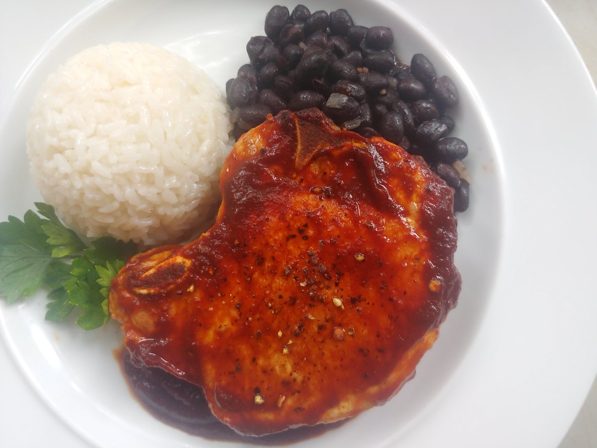BobSkiba's tweet photo. This was just terrific; I used it to simmer some pork chops. 

Ancho Chili Sauce Recipe - Chili Pepper Madness https://t.co/SwUV1Ne6KB https://t.co/kTrO44SjEy