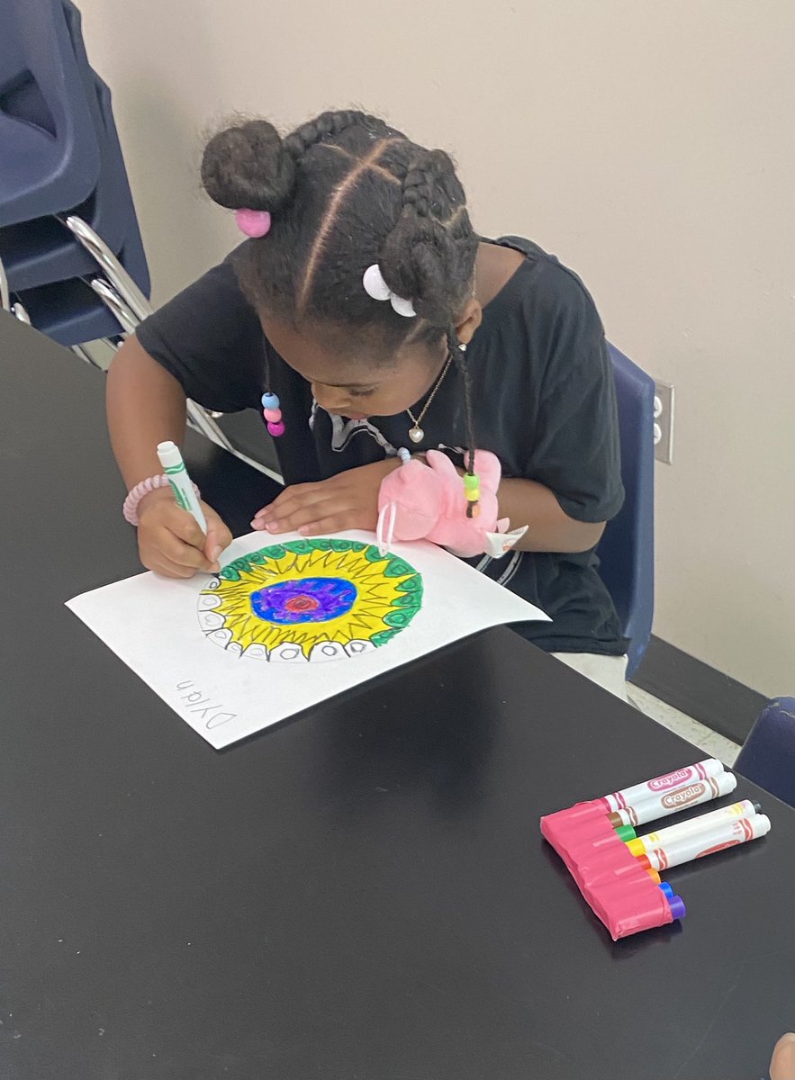 Meridiana’s 1st grade kiddos are turning their wonderful colored dots into paint for International Dot Day
