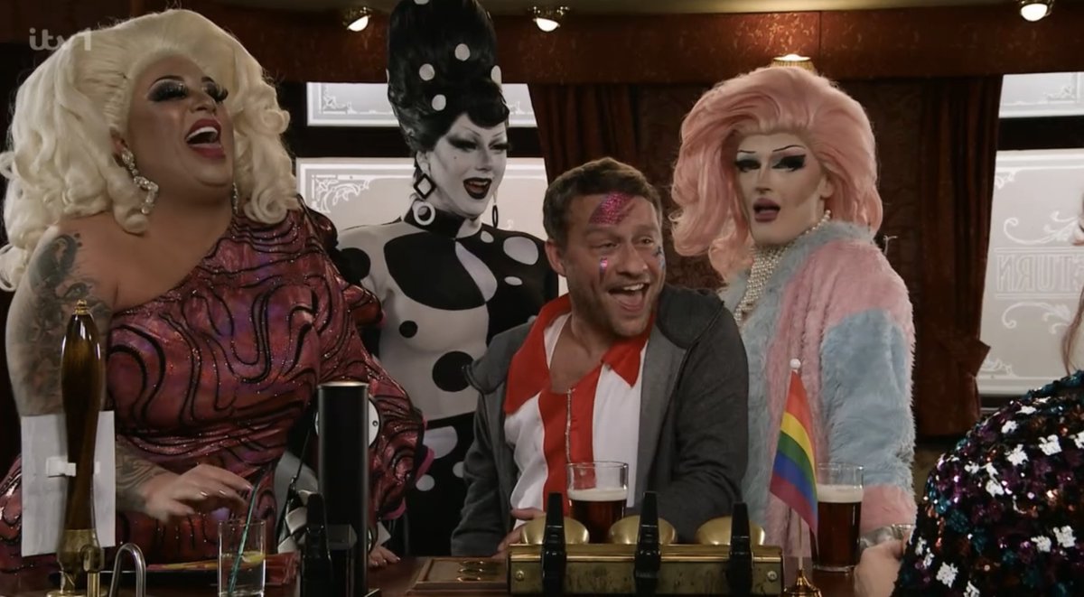 Phoebe Tonks tweet media