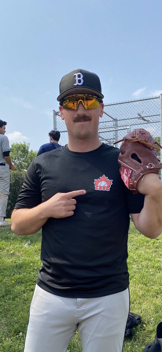 About to get underway against Manitoba, big shout out to <a href="/CABCBaseball/">Canadian Amateur Baseball Central</a> for the unsung coverage and exposure to Canadian Senior Men’s baseball it’s greatly appreciated 💪🏻