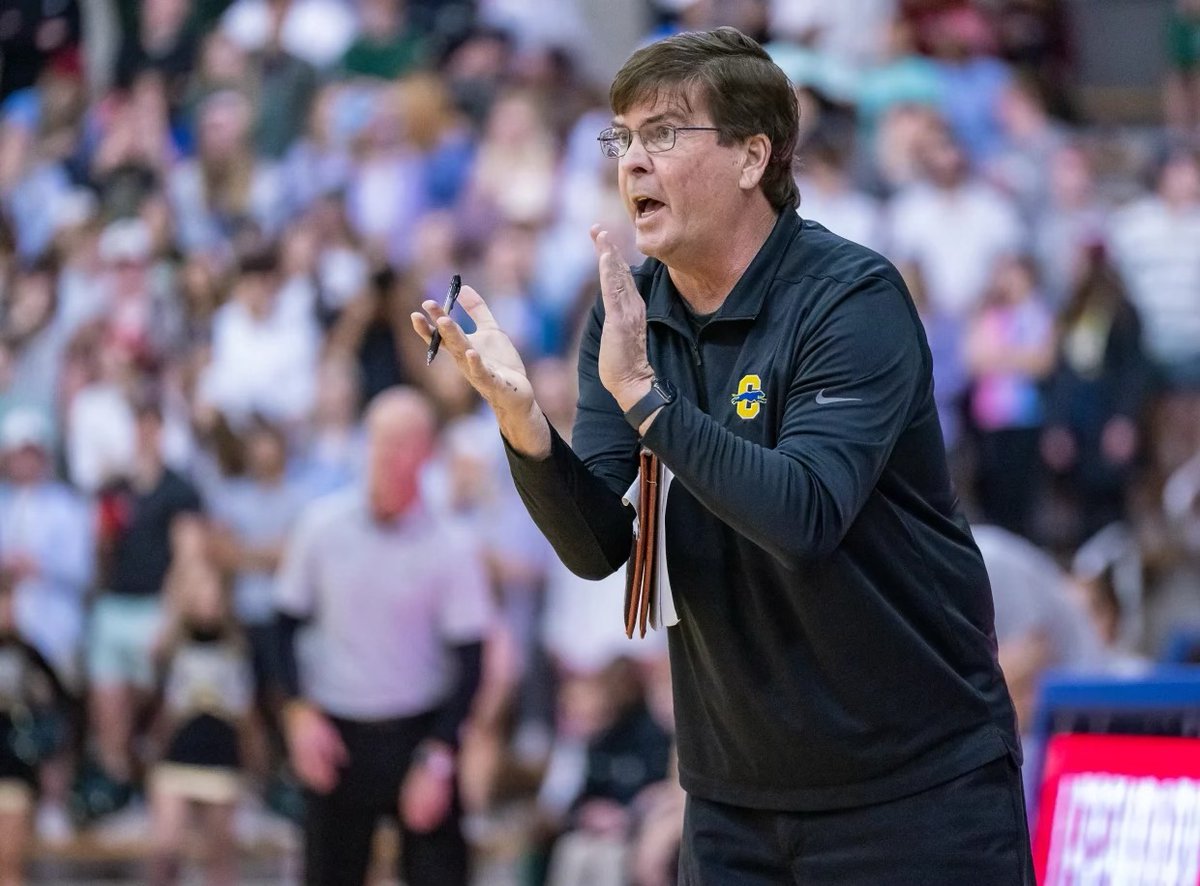 Longtime basketball coach Walt Morris went through an 11-hour surgery last July to repair an aortic dissection. Now he wants people to know the symptoms. Read the story here: readthereporter.com/carmel-boys-ba…

<a href="/CarmelMBB/">Carmel Basketball</a> <a href="/Coach_Osborn/">Ryan Osborn</a>