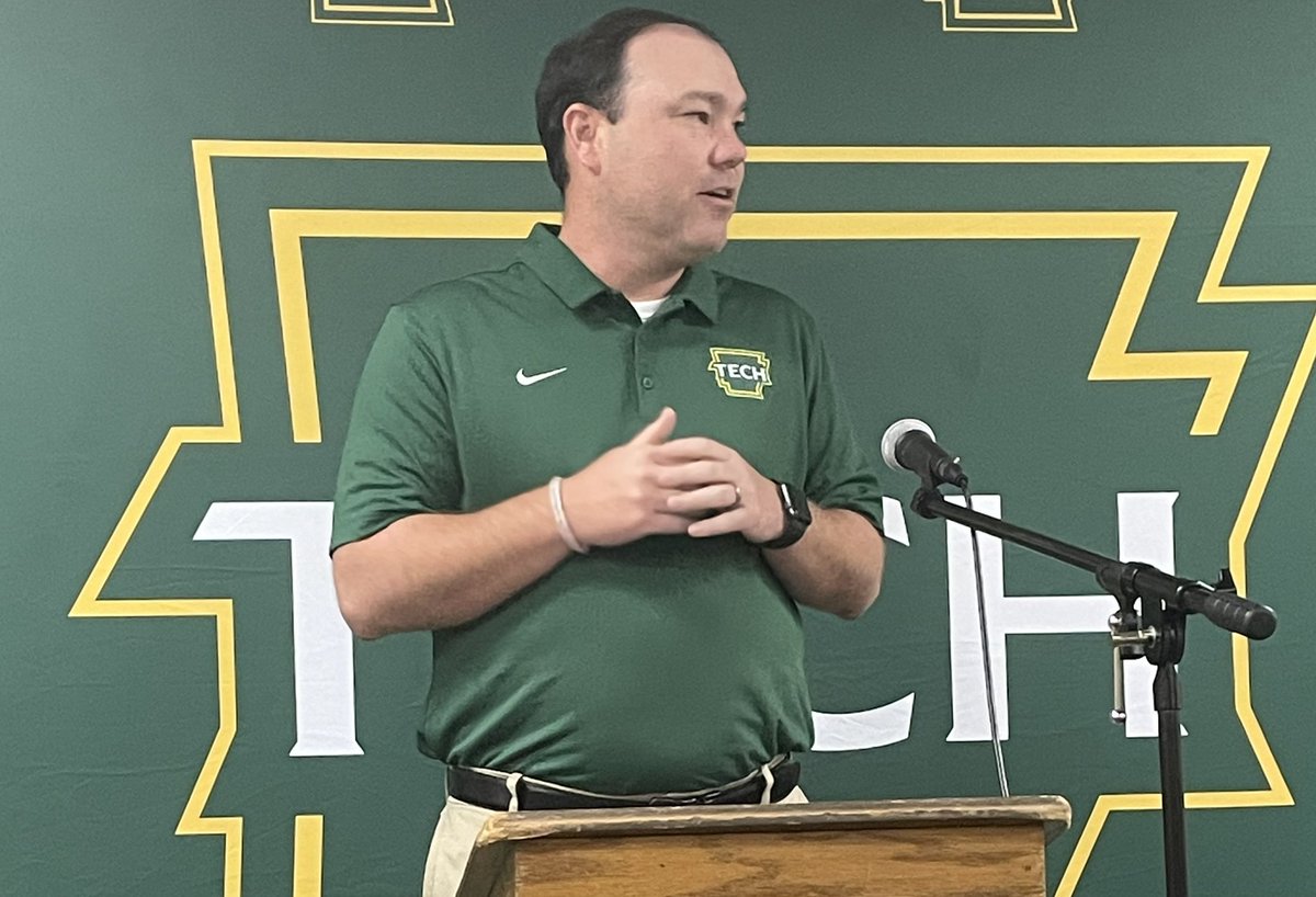 ATU_Athletics's tweet photo. Thank you to everyone who attended our fall sports Green and Gold Luncheon! We heard from @ATUFOOTBALL HC Kyle Shipp, @ArkansasTechVB HC Kera Coleman, @ATU_XCTF HC Gabe Sams and AD Abby Davis!

Can’t wait to get the athletic year going!

#FightOn https://t.co/6FUG9w6jPU