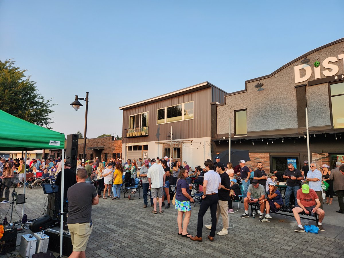 North Coast Credit Union (@northcoastcu) on Twitter photo Thanks to everyone who came out to see Chris Eger and the Powerhouse Horns with us last night. Thanks also to the City of Mount Vernon and the <a href="/MountVernonCofC/">Mount Vernon Chamber</a> for putting on this great concert series! Thanks to everyone who came out to see Chris Eger and the Powerhouse Horns with us last night. Thanks also to the City of Mount Vernon and the <a href="/MountVernonCofC/">Mount Vernon Chamber</a> for putting on this great concert series!