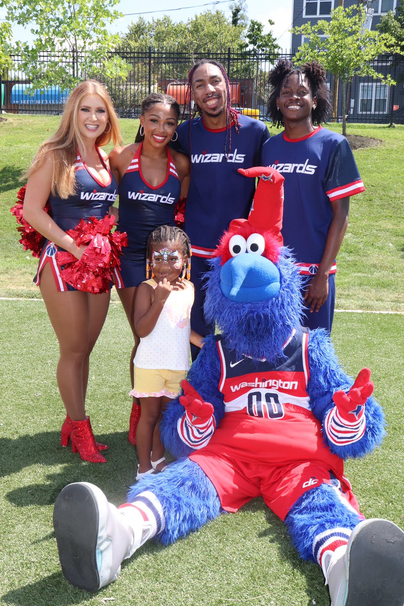 Thank you to all of our sponsors and visitors who made our Back to School Event a huge success!

<a href="/dcpublicschools/">DC Public Schools</a> <a href="/DCPSChancellor/">Chancellor Ferebee</a> <a href="/LewisDFerebee/">Dr. Lewis Ferebee</a> <a href="/WashWizards/">Washington Wizards</a> <a href="/GiantFood/">Giant Food</a> <a href="/PapaJohns/">Papa Johns</a> <a href="/RitasItalianIce/">Rita's Italian Ice</a> <a href="/cocacola/">Coca-Cola</a> <a href="/sharingshoes/">sharingshoes</a> <a href="/boone_pto/">Lawrence E. Boone PTO</a>  #gopanthers🐾 #pantherpride🐾