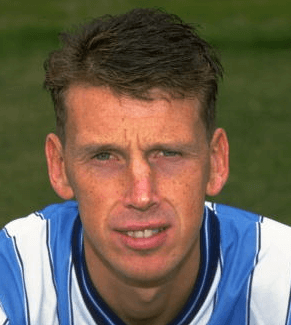 robertmdaws's tweet photo. Defender #BrianBurrows ... after spells at #EFC and #bwfc , he joined @Coventry_City in 1985
* 1985 - 1997
* 477 appearances with 13 goals
* Player of the year 1989/1990
* Nickname 'Bugsy ' https://t.co/knprb1cJM7
