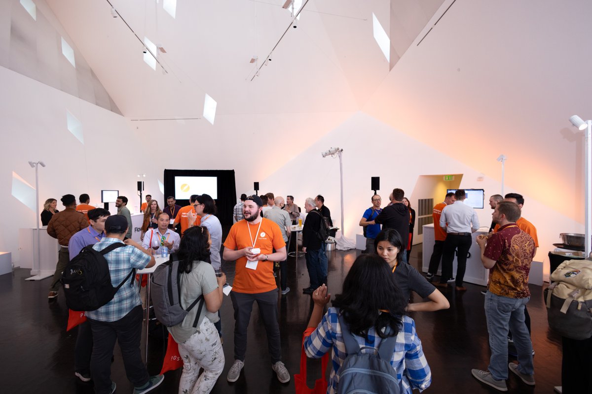 getpostman's tweet photo. Last week, we had an amazing time celebrating the launch of Postman Flows in SF! 🚀🔀 🌉
Thank you to our incredible partners, @pipedrive and @BuiltTechnology, who demoed their flows. And big thanks to our fantastic customers who joined us in person! #GetInTheFlow https://t.co/yYozz2Lkx6