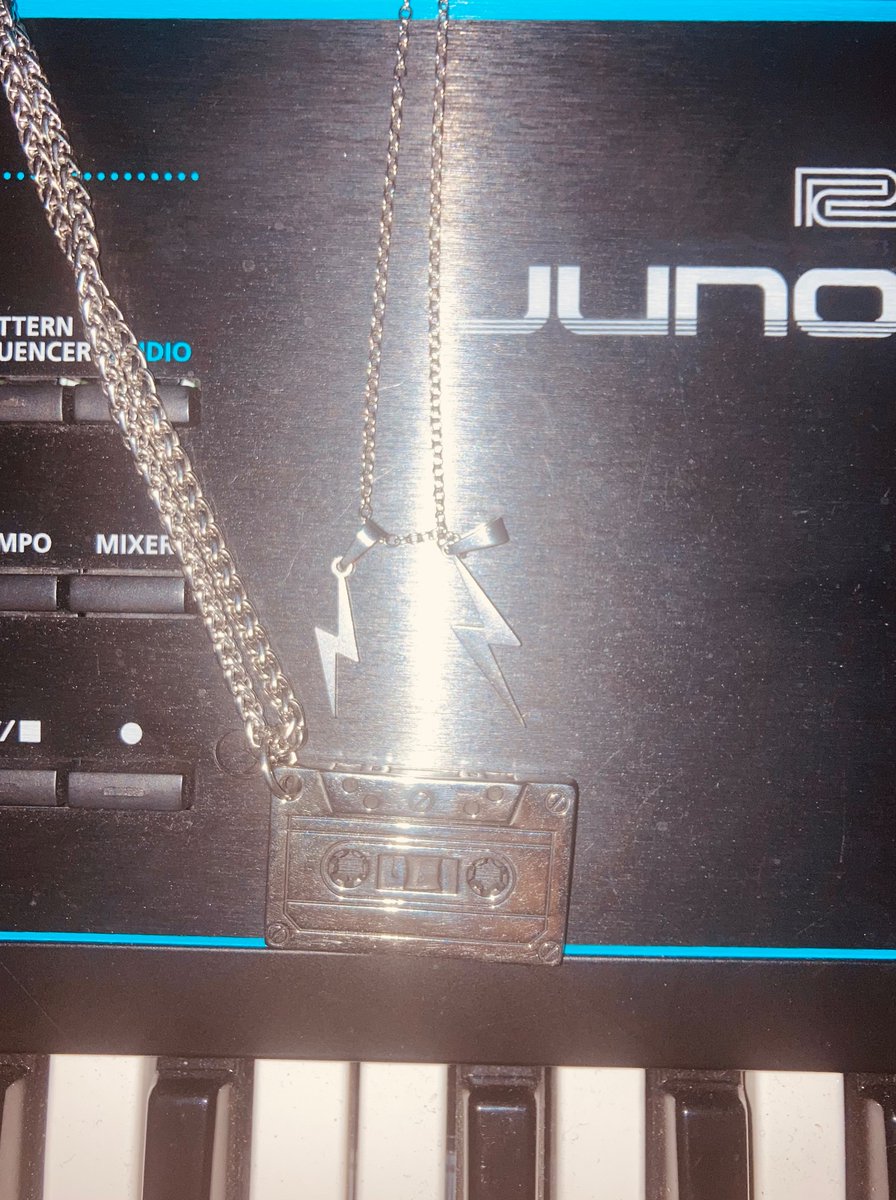 flashcassette's tweet image. ‘FLASH CASSETTE’

Got two gigs coming up this weekend starting with Juke Bar, Bradford tomorrow followed by Chezfest, Holmfirth on Sunday! Super excited for this West Yorkshire double header! 

⚡️📼

#livemusic #Yorkshire #synthfunk #disco