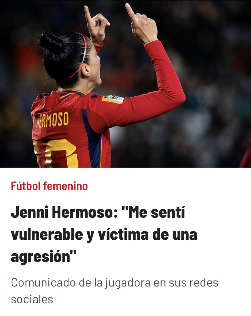 Cmonclus85's tweet photo. En lugar de proteger a @Jennihermoso se le ha obligado a salir públicamente a defenderse porque aún se dudaba de ella.
Ella es la víctima de todo déjenla ya en paz. #YoConJenni #YocontigoJenni #RubialesDimision #adiosRubiales https://t.co/e1Y8d7A1Xn