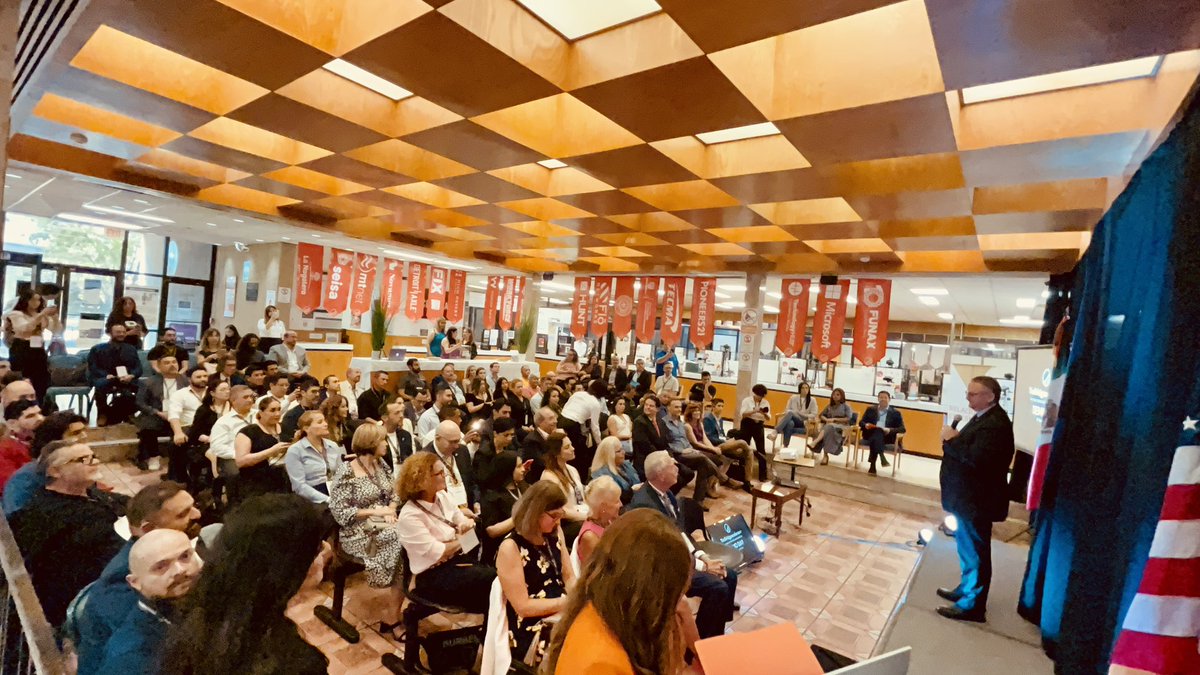 Consulado General de México en El Paso tweet media