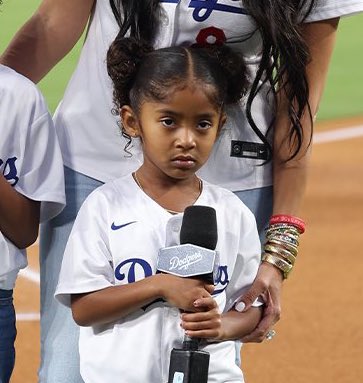 Nah man WNBA better watch out in the future because that’s that 81 look 🤣🐍