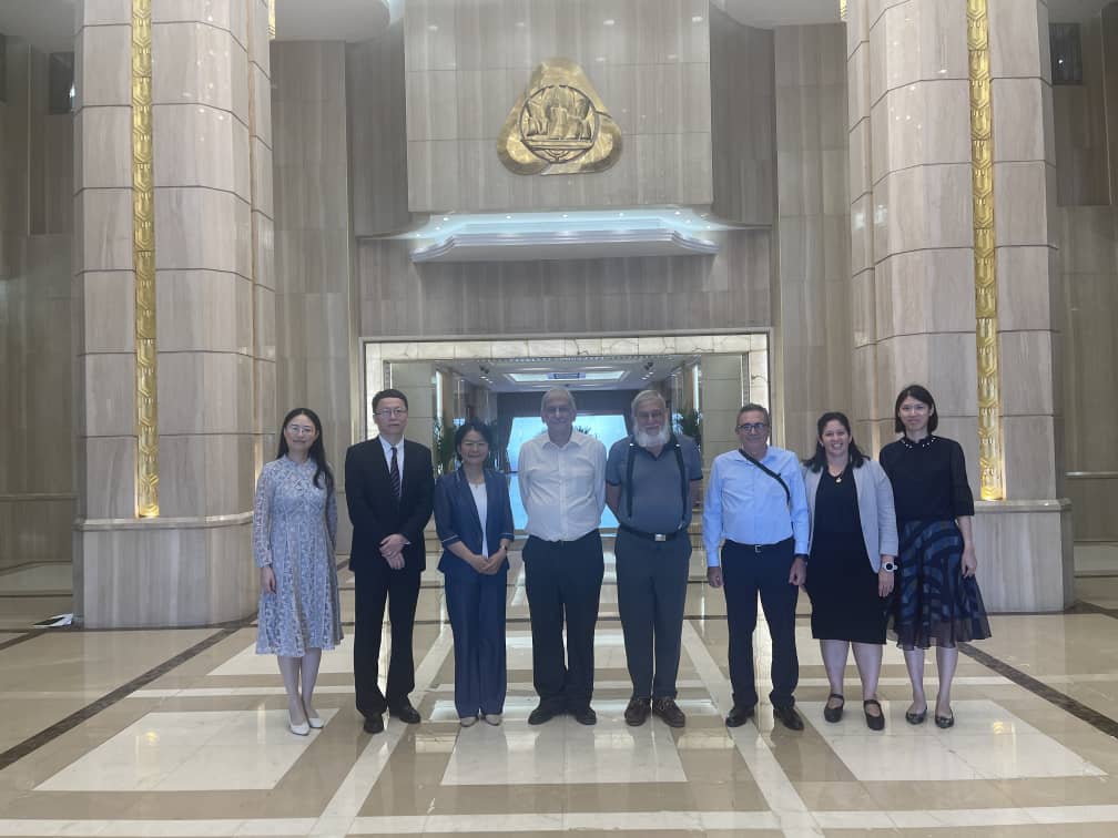 Comision Municipal de Ciencia y Tecnologia de #Shanghai ratifica su apoyo al incremento de la colaboracion entre la urbe #China y #Cuba.