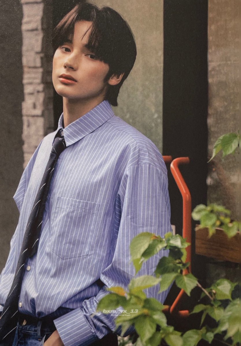 bxmgyx_13's tweet photo. SEASON OF TXT YOUTH photobook scan #휴닝카이 #HUENINGKAI https://t.co/GonHw32eHm