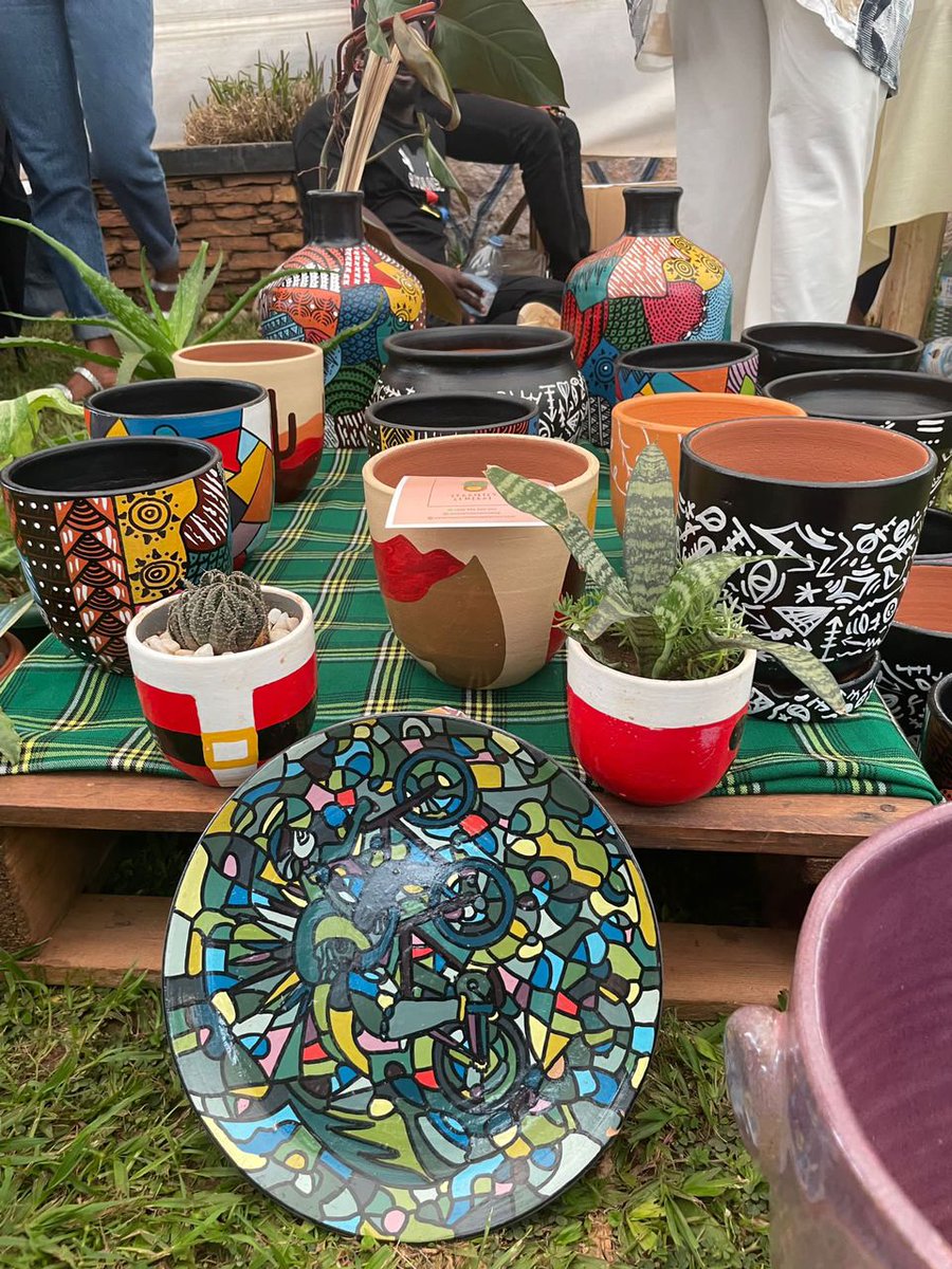 CeramicsCentral's tweet photo. While we set up for today's market in Bukoto, here's a throwback to the last time we came through https://t.co/lYrVEsmJx7