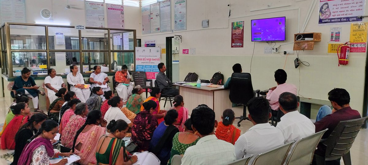 PhcTurkha's tweet image. આજરોજ પ્રાથમિક આરોગ્ય કેન્દ્ર તુરખા ખાતે "ટી.બી મુકત પંચાયત" અંગે નો સેટકોમ આરોગ્ય કર્મચારી(#MPHW #FHW #CHO ) અને ASHA બહેનો દ્વારા મેડિકલ ઓફિસર @VedaniAshish અને સુપર વાઈઝર સાથે જોવામાં આવેલ
@DDOBOTAD @NHMGujarat @NTEP_Botad @BotadDsbcc @TbDivision @Collectorbotad @eGramBotad